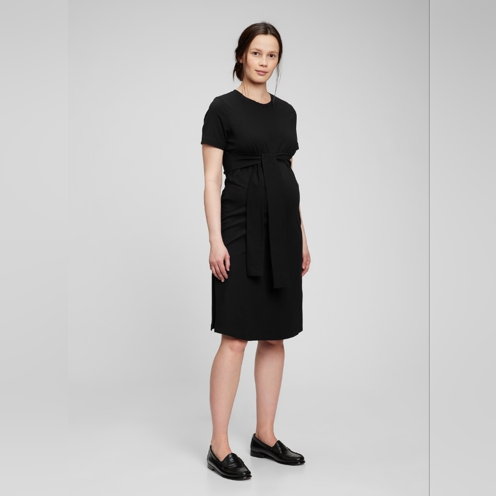 GAP Maternity Tie-Belt Dress